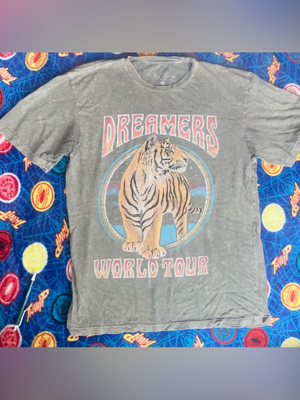 Lotus Fashion Daydreamers Tee!